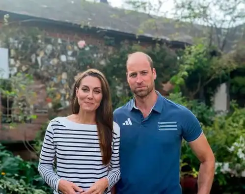 凯特威廉久违同框,42岁王妃晒黑了为复出做准备,王子留起胡子
