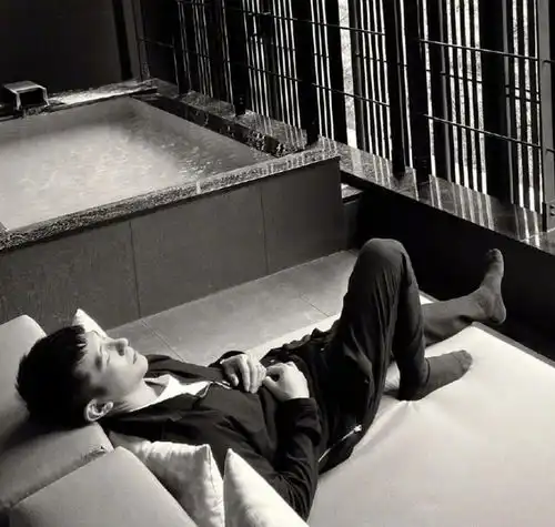 贾静雯为修杰楷庆生,发长文感慨万千,晒出的照片也很有心
