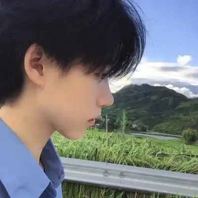 林谙野成熟干净微信男头满天的男生头像我要个性网
