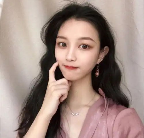 这三大星座女最耐看,虽然五官平平,看起来很普通,却越看越好看
