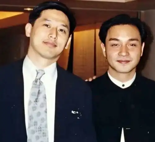 张国荣逝世21周年,唐先生发文悼念配文引热泪,本人近照白发苍苍
