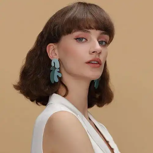 配饰狂钟楚曦的古董耳环推荐,钱包只允许我看一期
