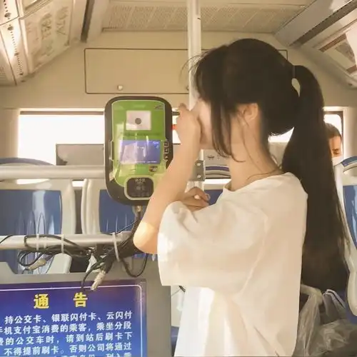 女生头像你要悄悄变美,惊艳所有人
