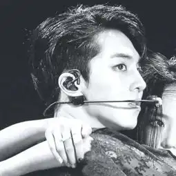 狠九真人超酷情头,鬼晓得我找了qq情侣头像我要个性网
