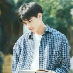 qq可爱头像男生小清新可爱爱而不得才是人生常态
