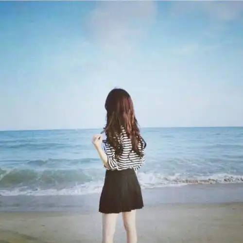 大姑姐生二胎,我给一万的红包,看见红包她脸一会红一会白
