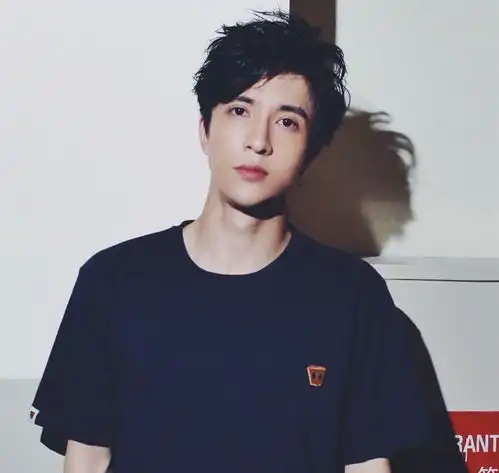 中国娱乐主播排行榜何炅汪涵不是主持界一哥
