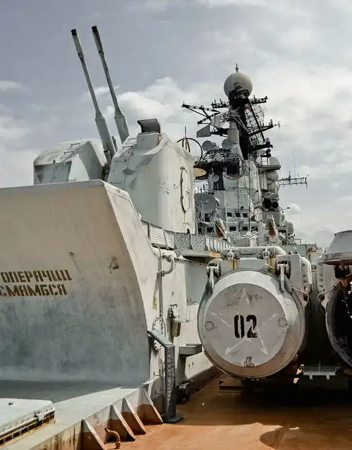 明斯克航母失火前老照片,给大家留个念想
