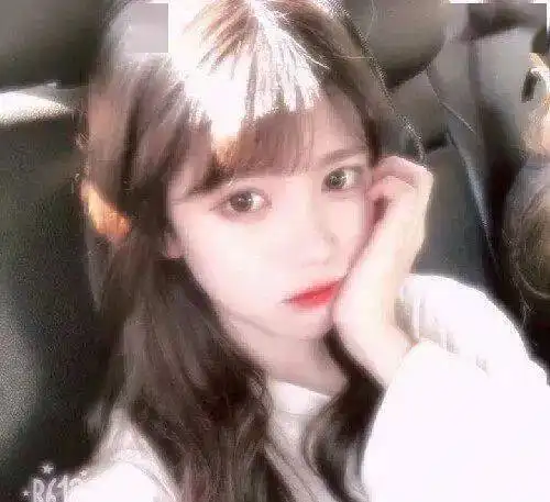 女生头像简单点
