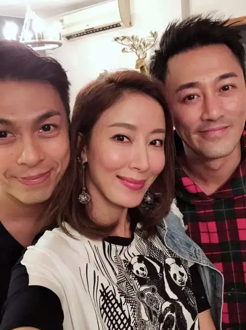 42岁tvb绿叶出演反派走红,入行25年终有代表作,与林峯同期出道
