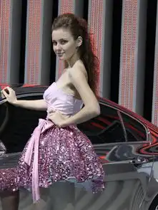 2010杭州车展杭州会展中心美女车模实拍
