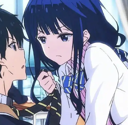 你还是那样无趣一到深夜就开始想我
