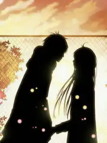 一张图片橙色的夕阳下有两个背影动漫男生在右边,女生在左边,都是站着的
