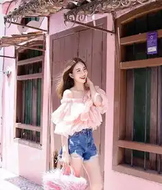 看腻了韩系穿搭火遍ins的泰式风了解一下
