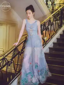 时尚丸子头大比拼,神仙姐姐刘亦菲美得不像话
