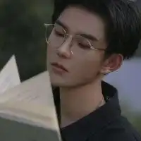 文艺男头像
