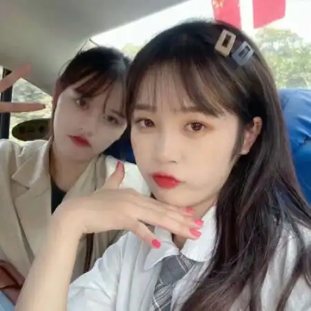 女生闺蜜头像两张微信,好事坏事有好闺蜜
