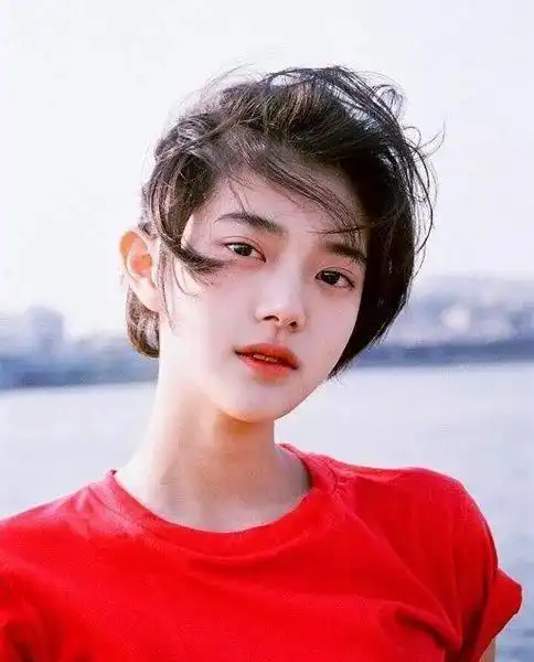 学会这些自拍干货,你就是下一个网红
