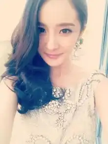 女人求你们别再弄这三种发型了,土爆了
