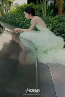 红人馆杉菜周冬雨,又拿奖了
