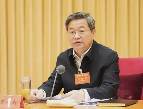 官方到明年完成1亿左右非户籍人口城市落户目标
