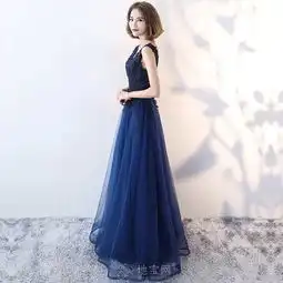 学士服个性毕业服装晚礼服卡通人偶服装出租南昌服装租赁
