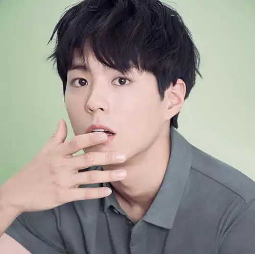 韩国男星童年照曝光玄彬金秀贤从小帅到大,李光洙承包笑点
