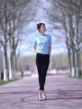 运动日常搭配衣服都好看,无痕一体杯爱跑步的女生运动女孩的日常运动穿搭运动美背

