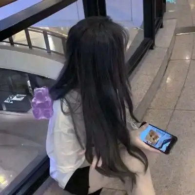 清新不露脸girl头像文案
