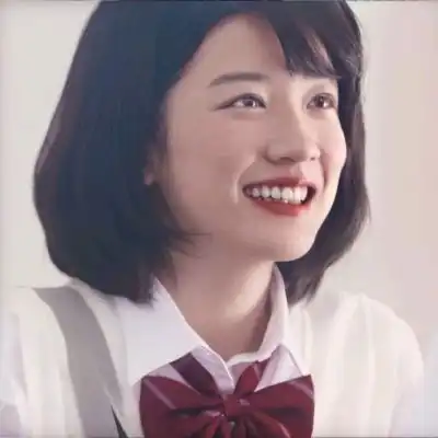 短发时尚女生头像,短发的你霸气长存
