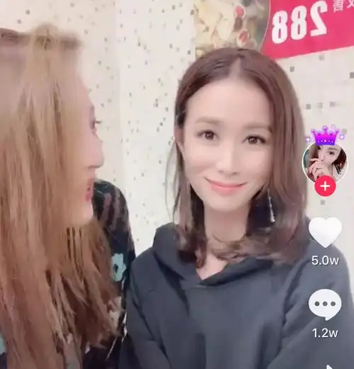 佘诗曼变蛇精脸,这是整容过度磨皮美颜后的佘诗曼,连她自己都怕了
