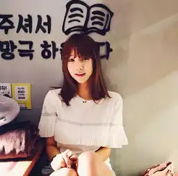 衣服都快包不住了韩国女主播雪梨私照曝光
