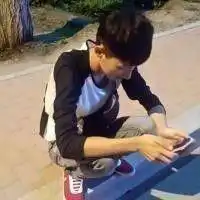 女神问,你怎么有我两年前在照片头像,,我该怎么回答呢
