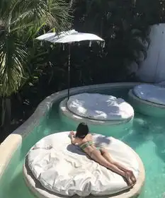 那些深藏不露的爱,时间都知道清新意境好看女生头像
