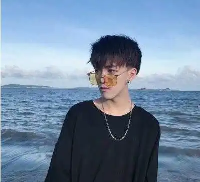 女生甘愿倒追的4种男生,暖男并不吃香,这才是香饽饽
