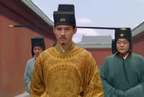 为啥宋朝官帽上有两根翅膀原因好笑,细想觉得高明
