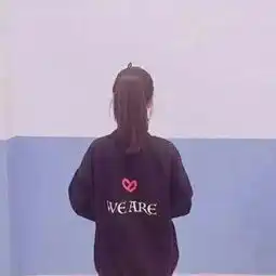 快手高清甜蜜个性情侣图
