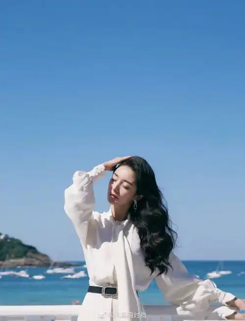 杨幂魏大勋官宣结婚网友服务器又要崩了
