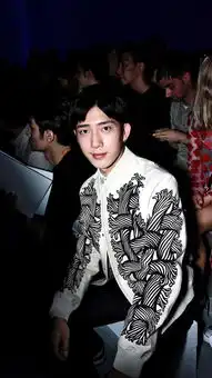 插画手绘棒球动漫苹果手机高清壁纸1080x1920爱思助手
