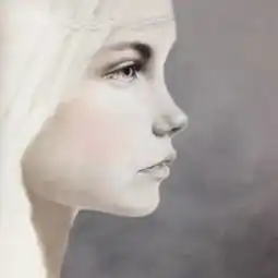 彩铅,又是彩铅竟画出如此高冷的美女
