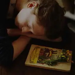 90后开始初老了不同肌肤如何摆脱初老症
