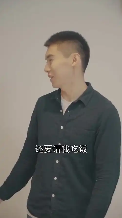 令人心痛的爱女孩全身心爱着男友却被无趣欺骗,揭穿谎言那刻太痛心
