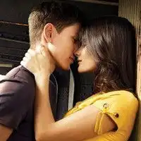 情侣接吻头像一男一女
