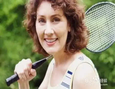 女性怎样让更年期延后
