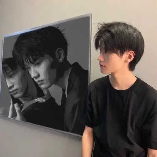 男头适合发朋友圈的文案
