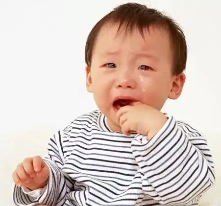 宝宝一不满足就发脾气哭闹,这样做轻松搞定
