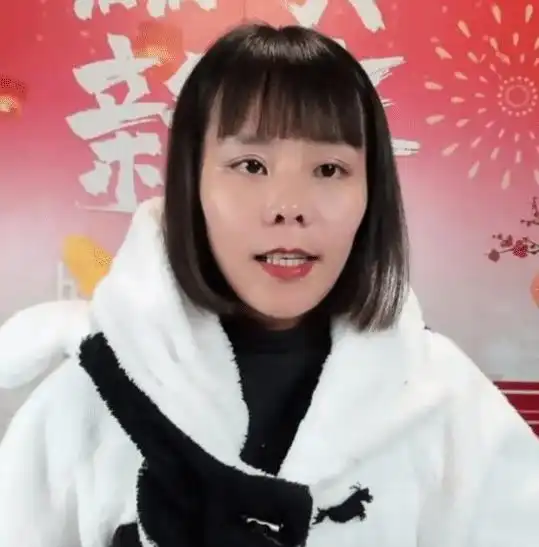 杜新枝重出江湖直言要学江歌妈妈,粉丝用北海舅舅头像给她打赏
