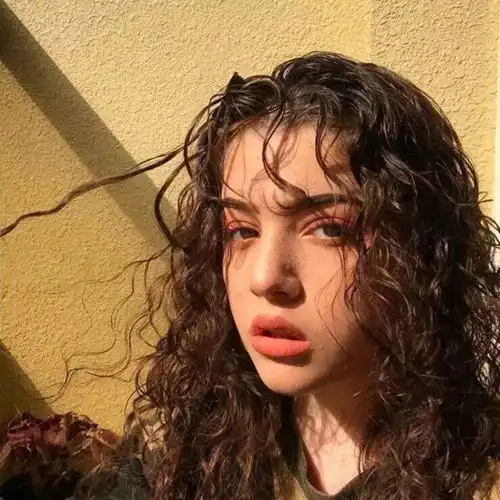 发色也该换季了,选对发色立马让你白三个度
