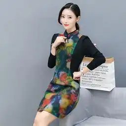 女人年过35岁,最好多穿改良旗袍连衣裙,特有女人味
