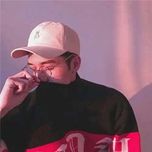 你不能去强迫别人来爱自己
